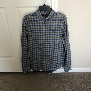 Vineyard vines button down